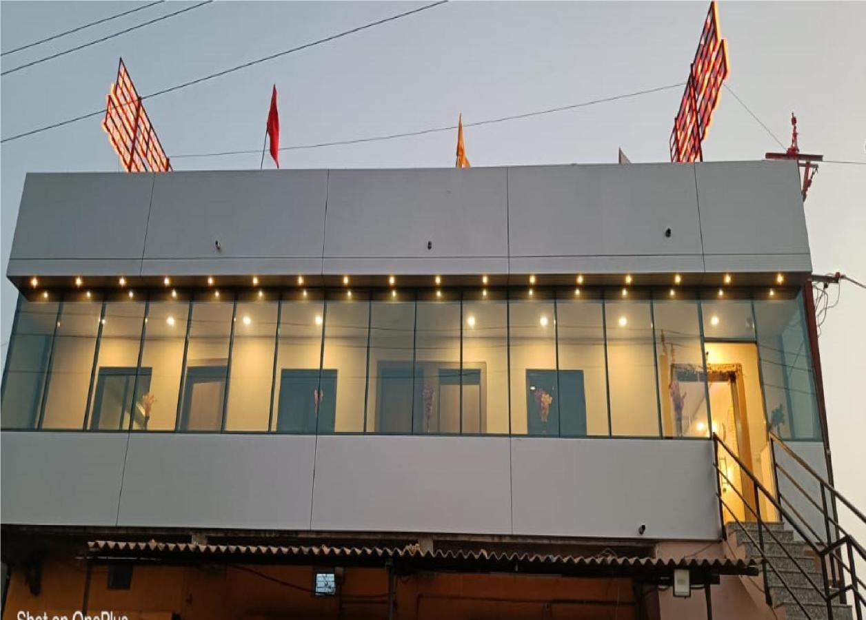 Hotel Fun Park Sānand Exterior foto